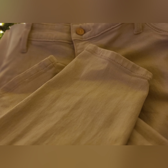 Side Panel Skinny Maternity Jeans - Isabel Maternity Ecru Cream - Picture 6 of 7